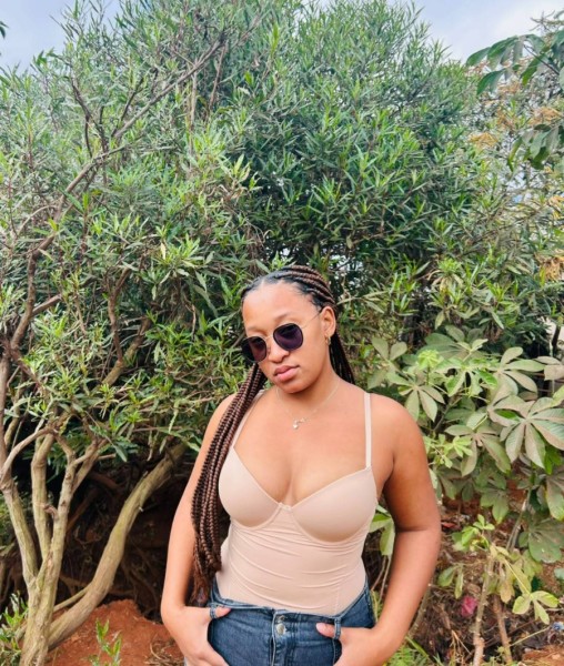 Mellanie, 22, Garup