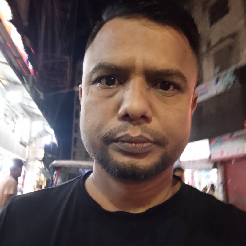 RazzAk, 36, Cholponata