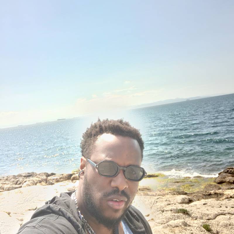 Yalk, 45, Belsandi Tara