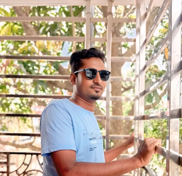 Shovo, 31, La Grange Park
