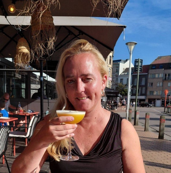 Maria, 45, Talikota