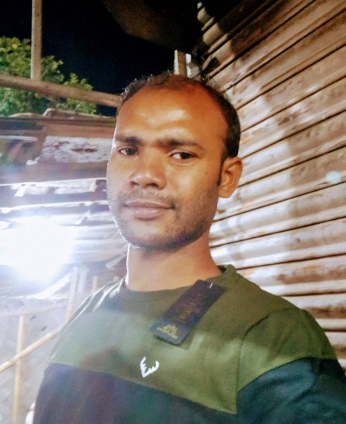 Faruk mahaldar, 31, Nehe