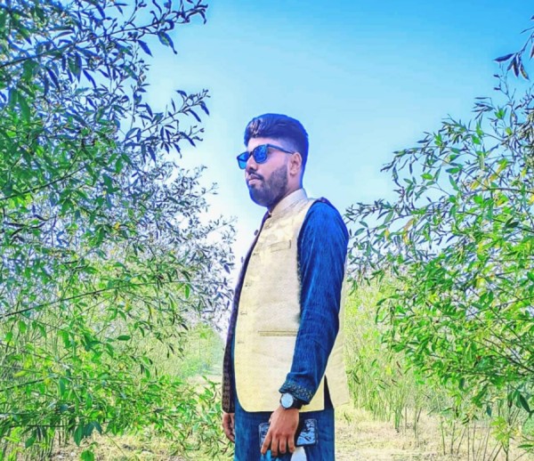 Mr Islam, 30, Rixensart