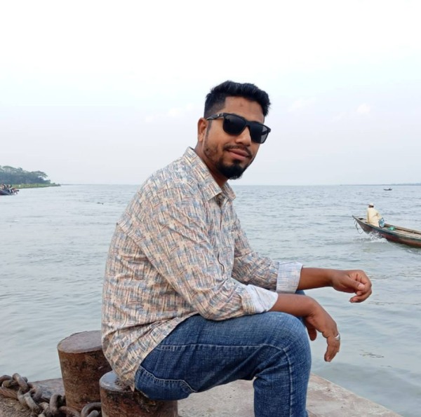 Md Hasan Sikder, 32, Kurawar