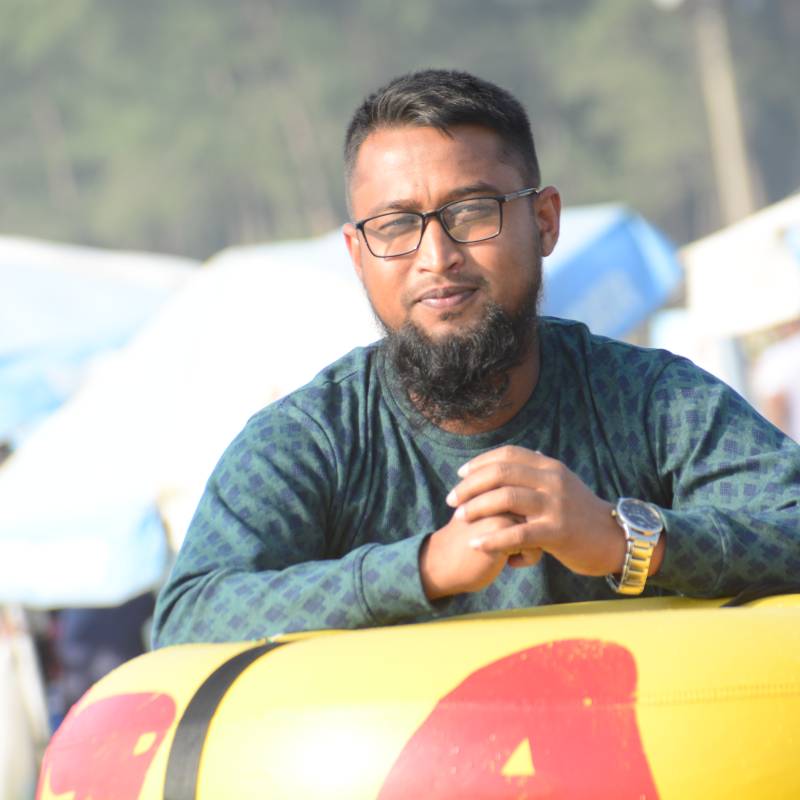 Rubaiet Hasan, 26, Santa Ins