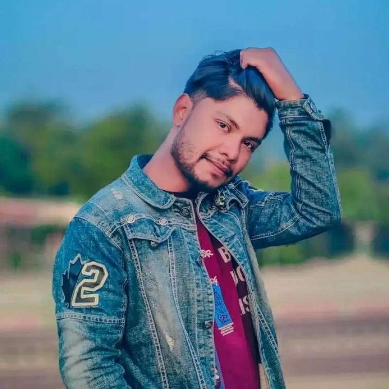 Sumon, 26, Bangladesh