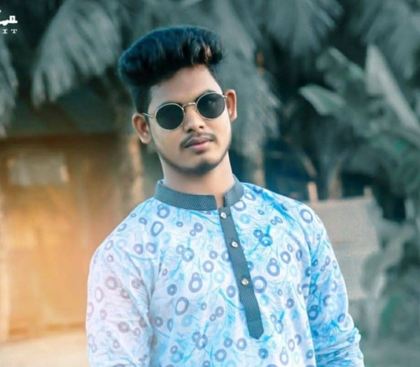 Mahadi Hasan Ovi, 28, Plottier