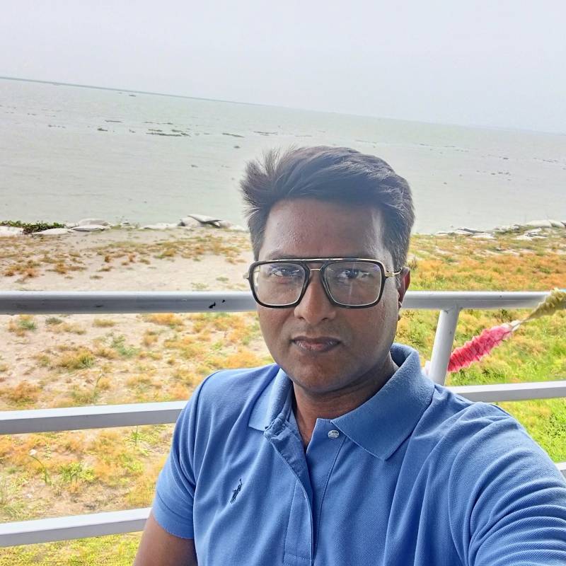 Ashfaq, 35, Toronto The 