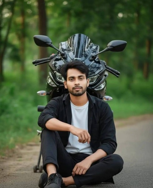 Md Sazzad Hosenbabu, 26, Oak Forest