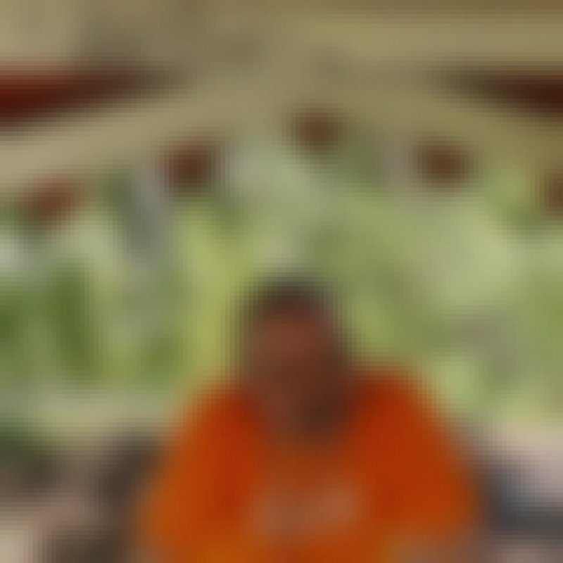 Sinan, 60, Denmark