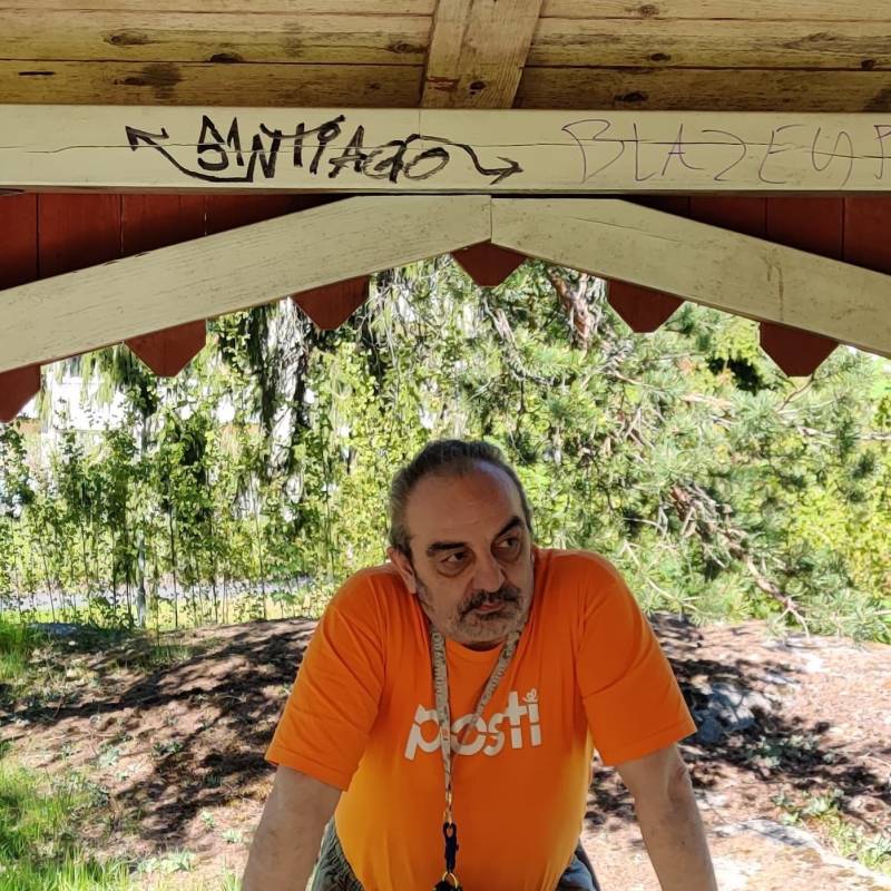 Sinan, 60, Jetsu