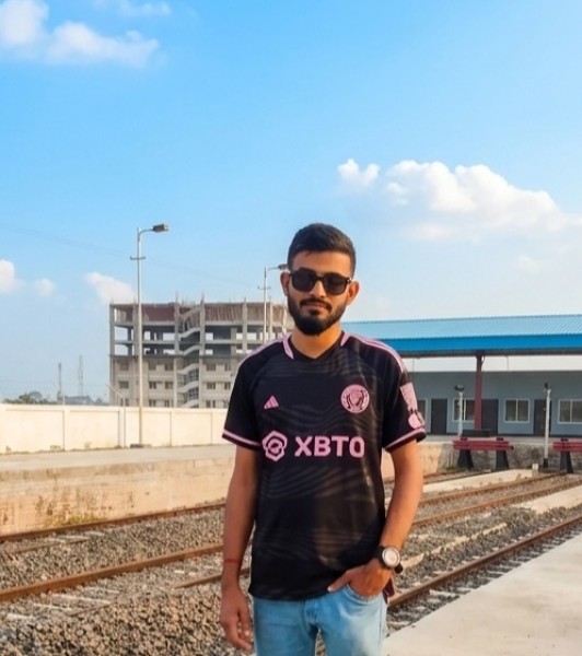 Subrata Majumder, 31, MdrajonkhamGmailcom