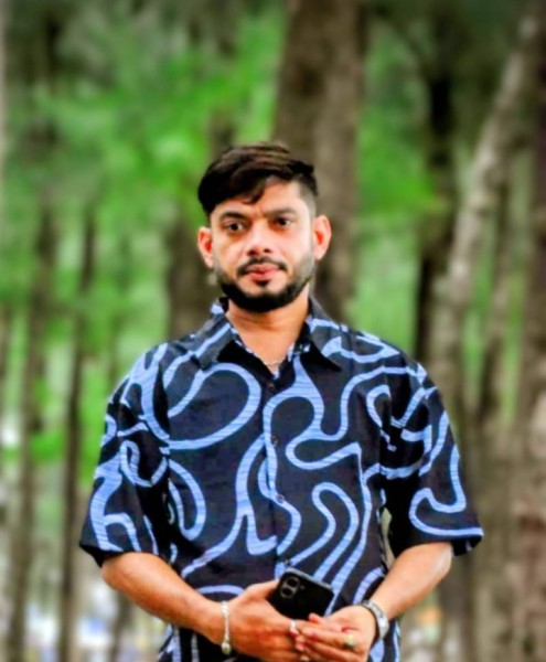 পলাশ, 40, Fala