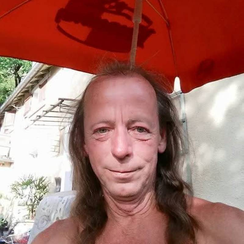 https://allsingleads.com dating Appel in France
