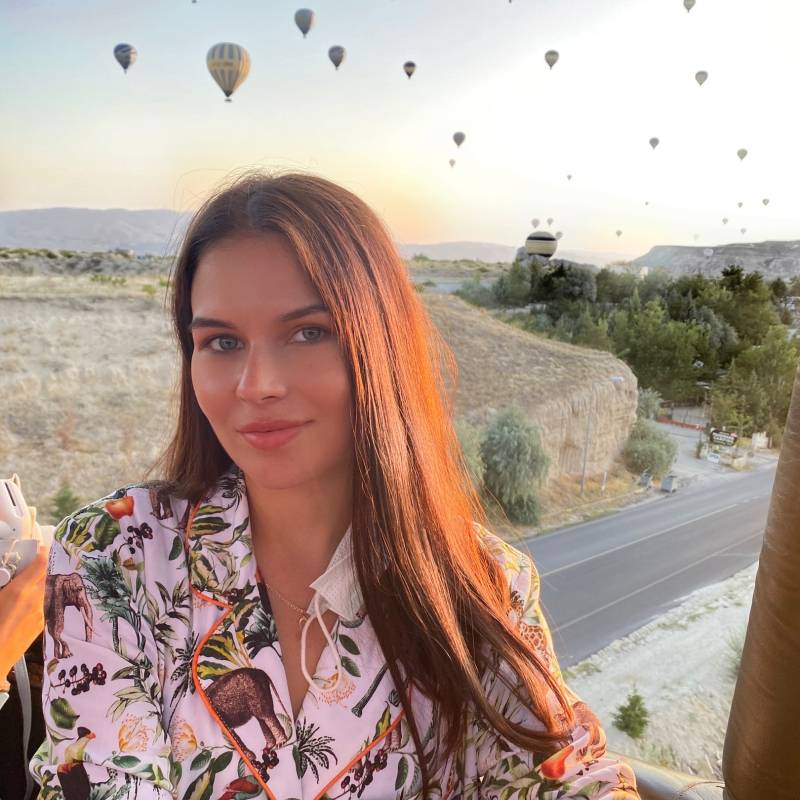 bellaoeloe dating