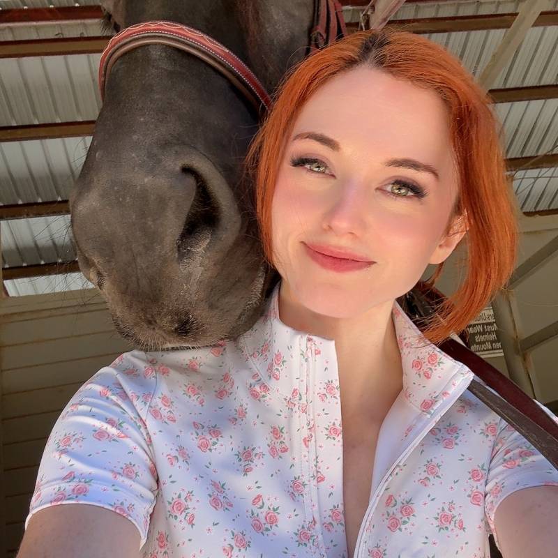 Amouranth dating
