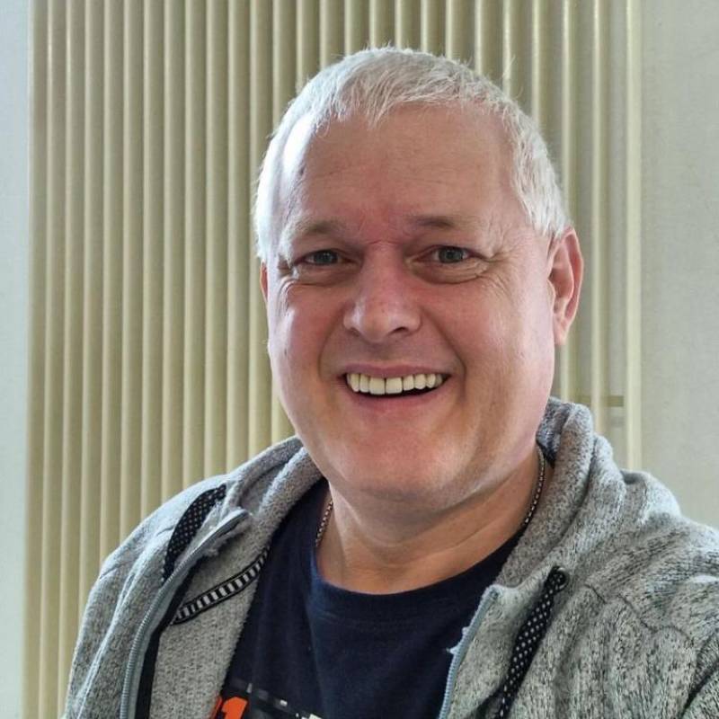 Mike81275 dating