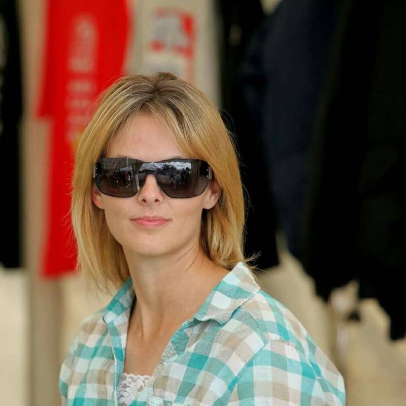 LisaKelly48209 dating