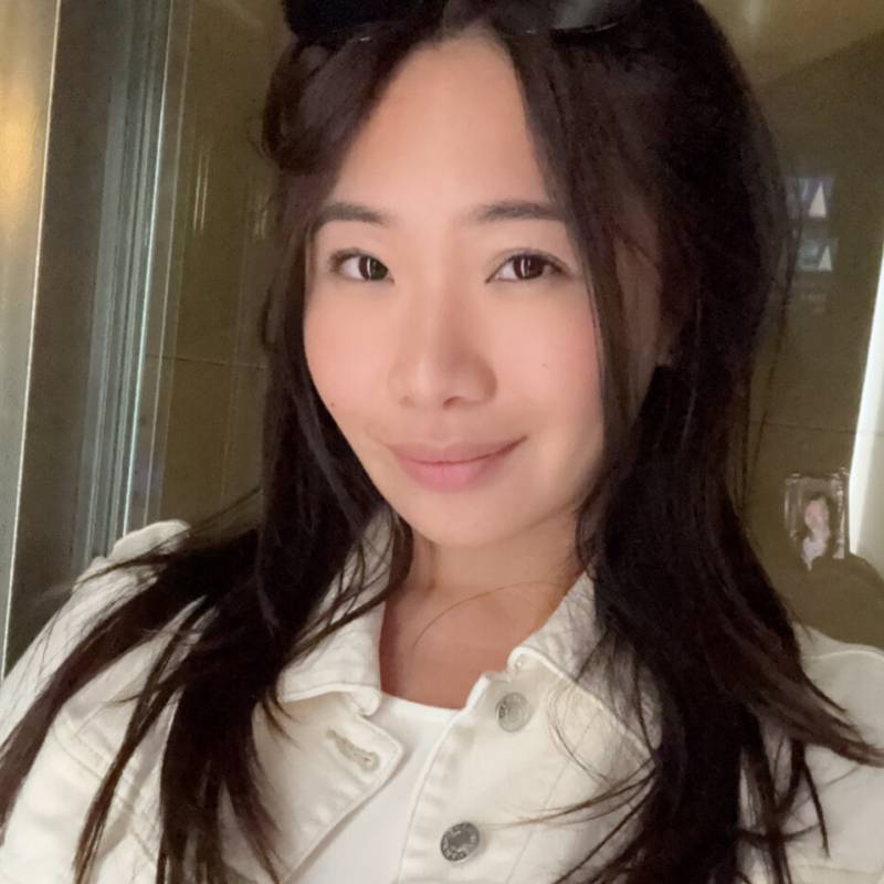 Delvinia60812 dating