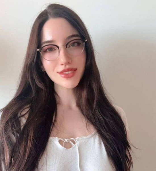 Laura42926 dating