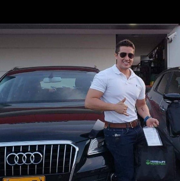 Hakan25139 dating