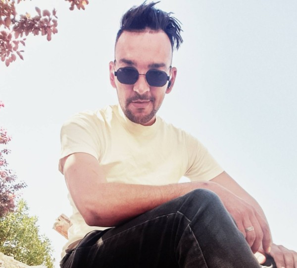 Fouad28735 dating
